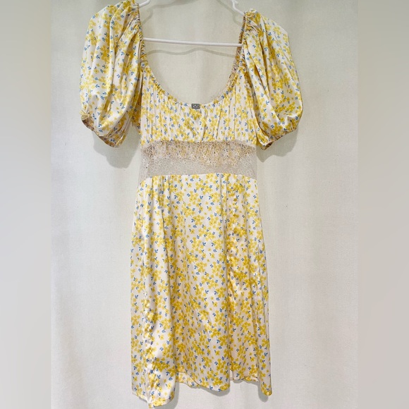 For Love And Lemons Cream Floral Mini Dress - Picture 4 of 7